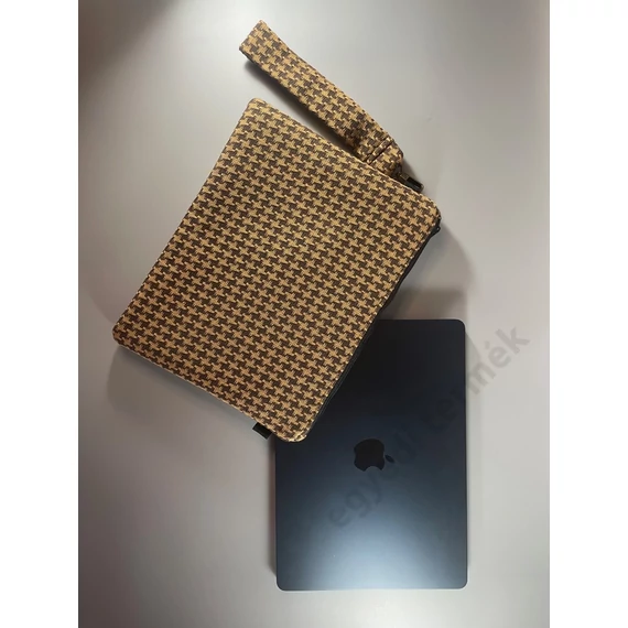 Tablet tartó