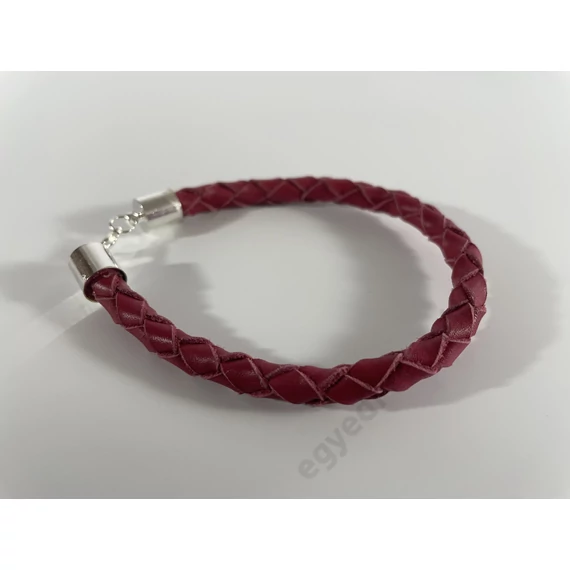 Bőr karkötő - 22 cm